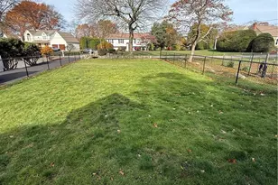 11 Woodside Ave, Cumberland, RI 02864 - Photo 3