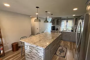 11 Woodside Ave, Cumberland, RI 02864 - Photo 5