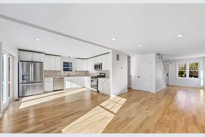 14 Ravenswood Avenue, Providence, RI 02908 - Photo 9