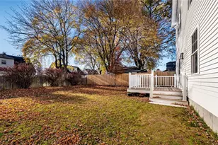 14 Ravenswood Ave, Providence, RI 02908 - Photo 3