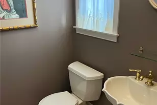 611 Wolcott Ave, Middletown, RI 02842 - Photo 15