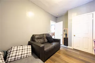 620 Union Ave, Providence, RI 02909 - Photo 7