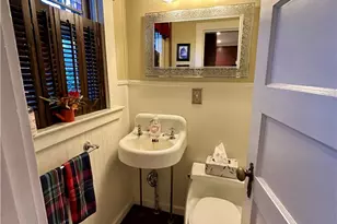 172 Bluff Ave, Cranston, RI 02905 - Photo 9