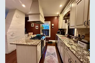 172 Bluff Avenue, Cranston, RI 02905 - Photo 7