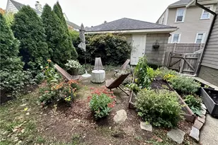 172 Bluff Ave, Cranston, RI 02905 - Photo 35