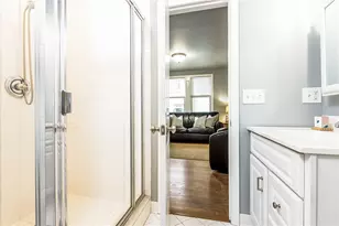 8 Green Pl, Newport, RI 02840 - Photo 17