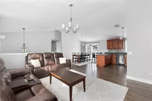 789 High St, Cumberland, RI 02864 - Photo 5