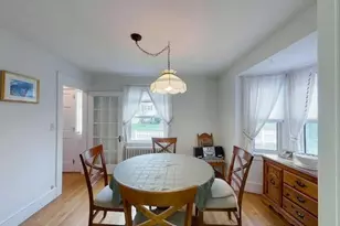 94 Eustis Ave, Newport, RI 02840 - Photo 9