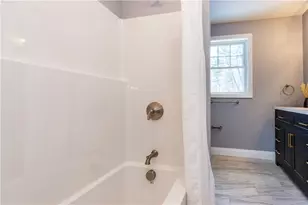 52 Bruce Ln, Warwick, RI 02886 - Photo 33