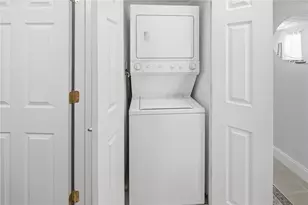 200 Roger Williams Ave, East Providence, RI 02916 - Photo 21