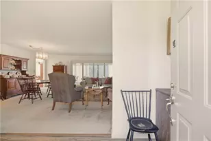 31 Belmont Dr, Portsmouth, RI 02871 - Photo 3