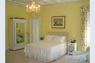 589 Bellevue Avenue, Newport, RI 02840 - Photo 11