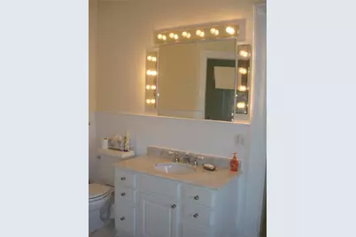 589 Bellevue Avenue, Newport, RI 02840 - Photo 13