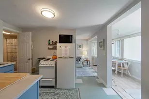 33 Warren Ave, Middletown, RI 02842 - Photo 5