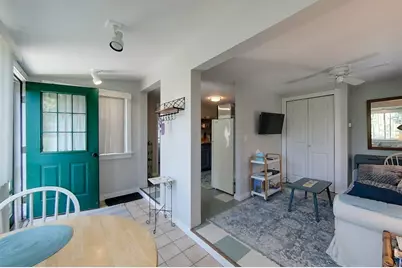 33 Warren Avenue, Middletown, RI 02842 - Photo 3