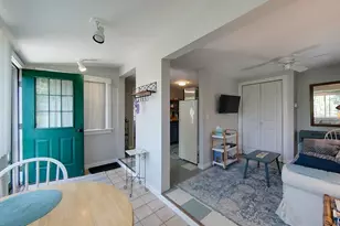 33 Warren Ave, Middletown, RI 02842 - Photo 3