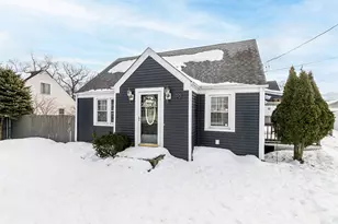 90 Massachusetts Ave, Warwick, RI 02888 - Photo 1