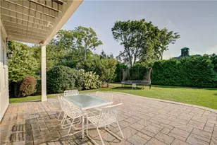 2 Faxon Green, Newport, RI 02840 - Photo 27