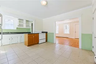 13 Pine St, Cranston, RI 02910 - Photo 23