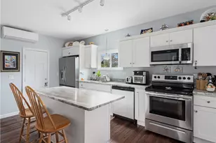 670 Wickenden St, Providence, RI 02906 - Photo 9