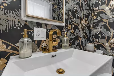 212 Leah Street, Providence, RI 02908 - Photo 23