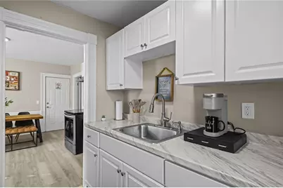 72 Rugby Street, Providence, RI 02905 - Photo 9