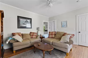 16 Dean Ave, Newport, RI 02840 - Photo 9