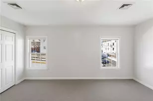 17 Grotto Ave, Pawtucket, RI 02860 - Photo 15