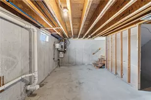 17 Grotto Ave, Pawtucket, RI 02860 - Photo 19