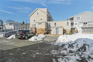 32 Houston Ave, Newport, RI 02840 - Photo 37