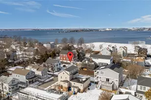 32 Houston Ave, Newport, RI 02840 - Photo 1