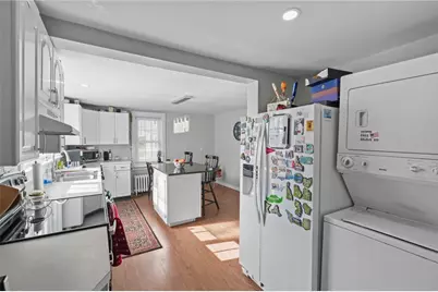 32 Houston Avenue, Newport, RI 02840 - Photo 5