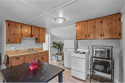 32 Houston Avenue, Newport, RI 02840 - Photo 25