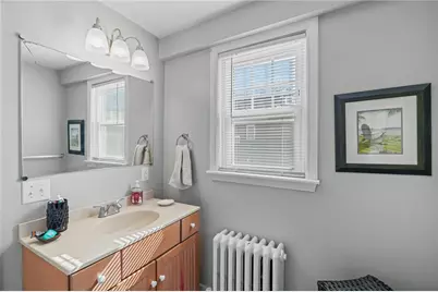 32 Houston Avenue, Newport, RI 02840 - Photo 21