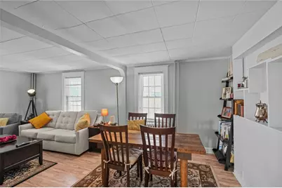 32 Houston Avenue, Newport, RI 02840 - Photo 9