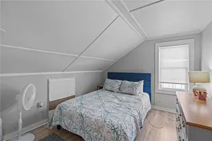 32 Houston Ave, Newport, RI 02840 - Photo 27