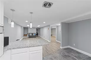 2 Oak Grove Blvd, North Providence, RI 02911 - Photo 29