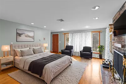 2 Oak Grove Boulevard, North Providence, RI 02911 - Photo 11