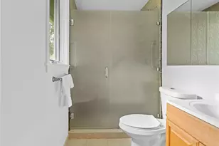 154 Beechwood Dr, Cranston, RI 02921 - Photo 27