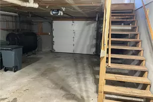 12 Beacon St, Westerly, RI 02891 - Photo 13