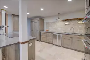 66 Girard Ave, Newport, RI 02840 - Photo 1