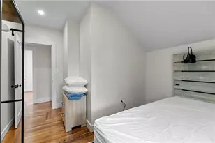 31 Slocum St, Newport, RI 02840 - Photo 21