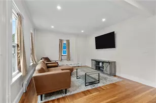 31 Slocum St, Newport, RI 02840 - Photo 3