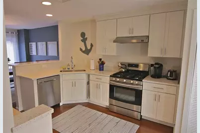 70 Houston Avenue #70, Newport, RI 02840 - Photo 3