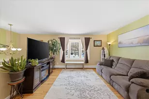 8 Wall St, Westerly, RI 02891 - Photo 11