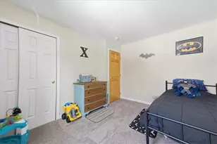 8 Wall St, Westerly, RI 02891 - Photo 15