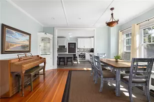 127 W Main Rd, Middletown, RI 02842 - Photo 7