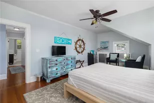 127 W Main Rd, Middletown, RI 02842 - Photo 19