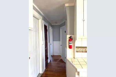 346 Carrington Avenue, Woonsocket, RI 02895 - Photo 7