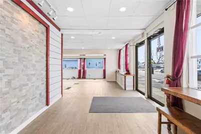 1692 Warwick Avenue, Warwick, RI 02889 - Photo 7